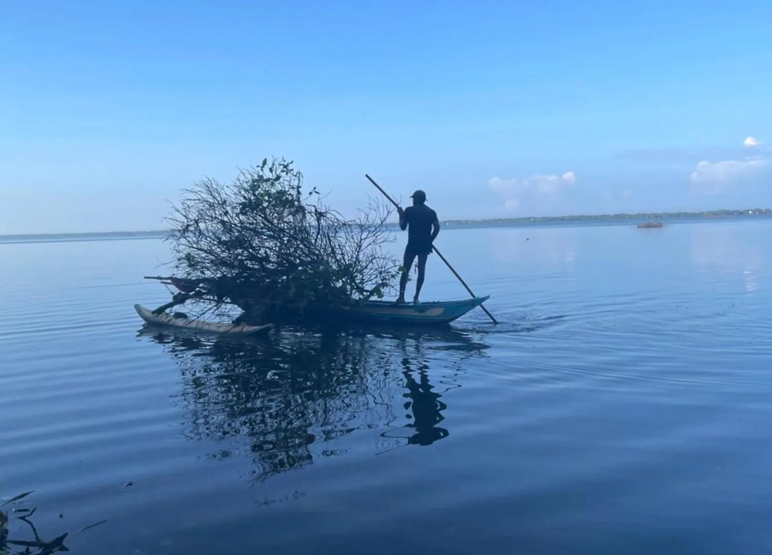 Suzukis Lagoon Front Katunayake 0*,