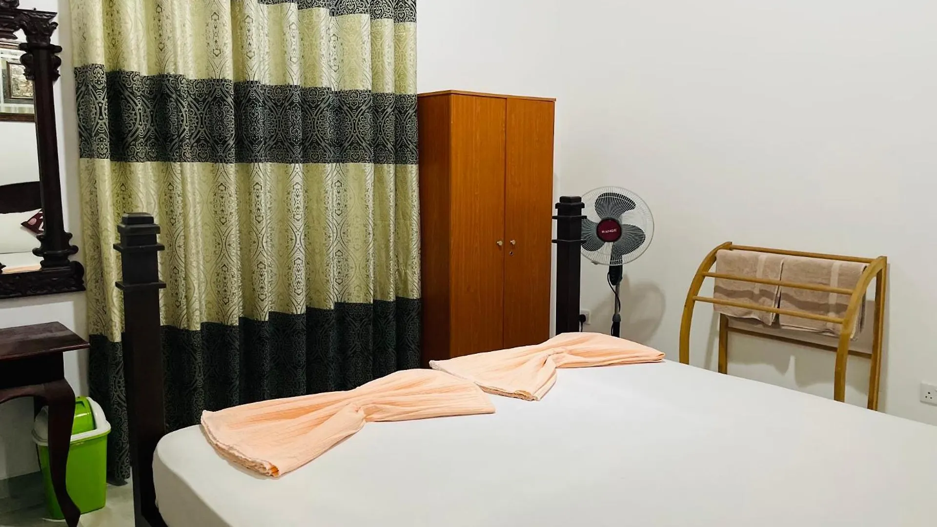 Guest house Suzukis Lagoon Front Katunayake